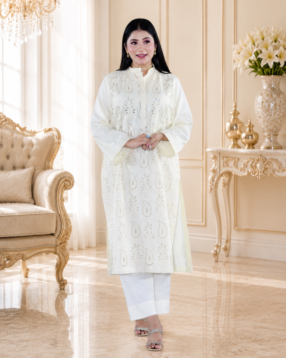 Graceful off-White Formal Wear
